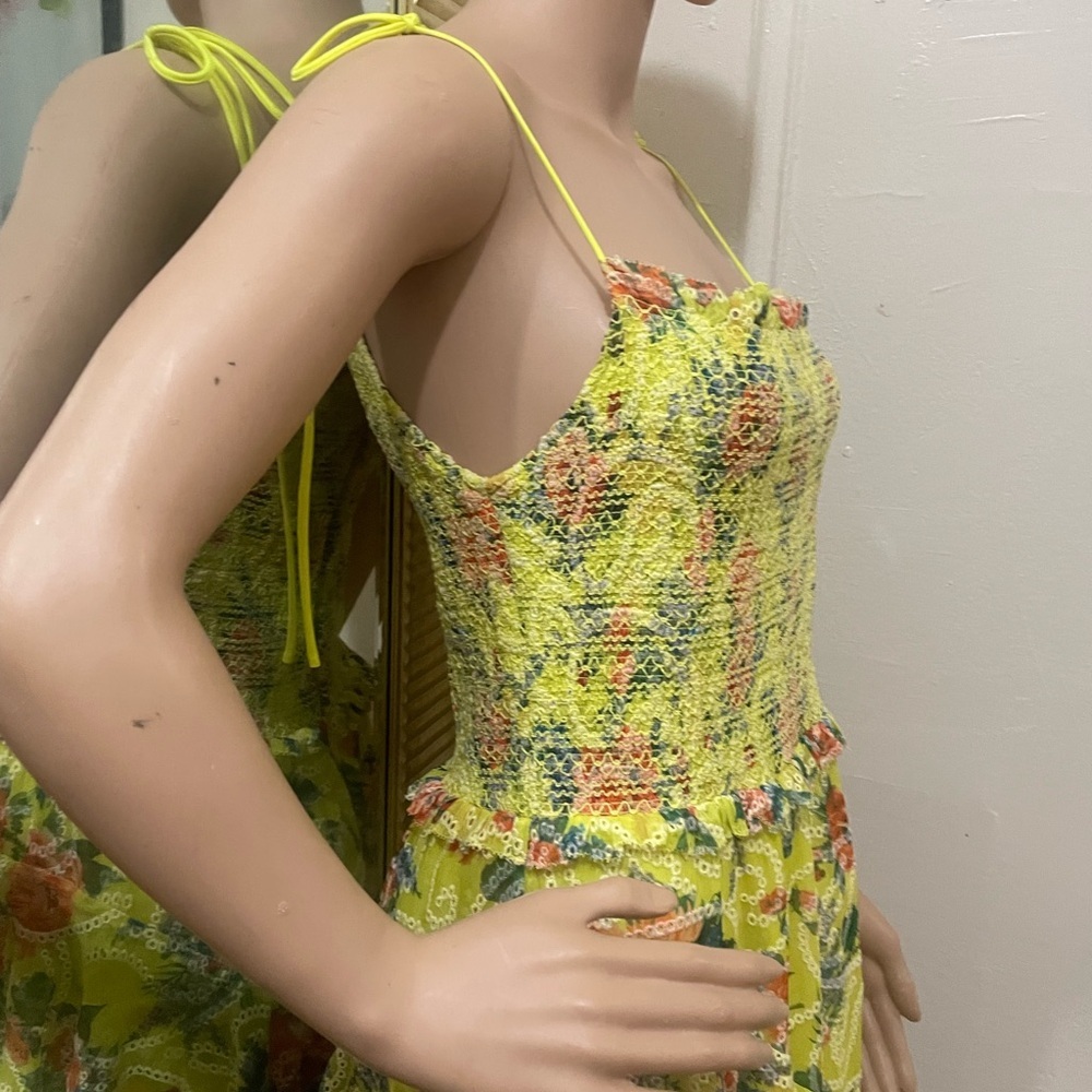 Alice + Olivia Vibrant Floral Maxi Dress - Picture 13 of 16